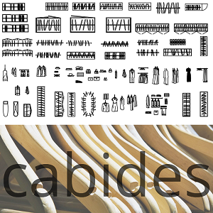 Cabides para guarda-roupas.